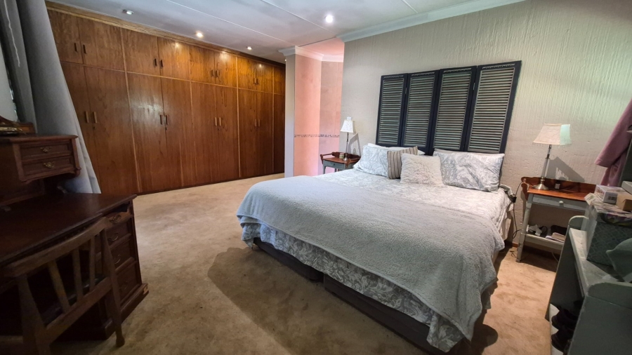 6 Bedroom Property for Sale in Universitas Free State